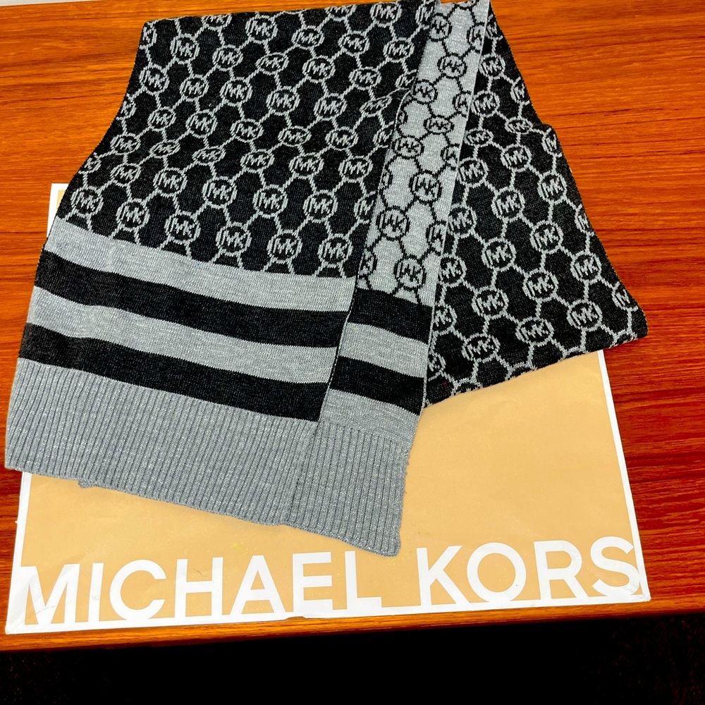 Michael Kors logo black and silver scarf